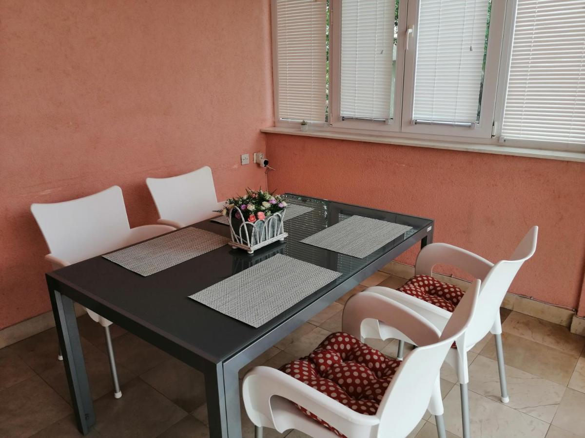 Apartman Mira 자보리치 외부 사진