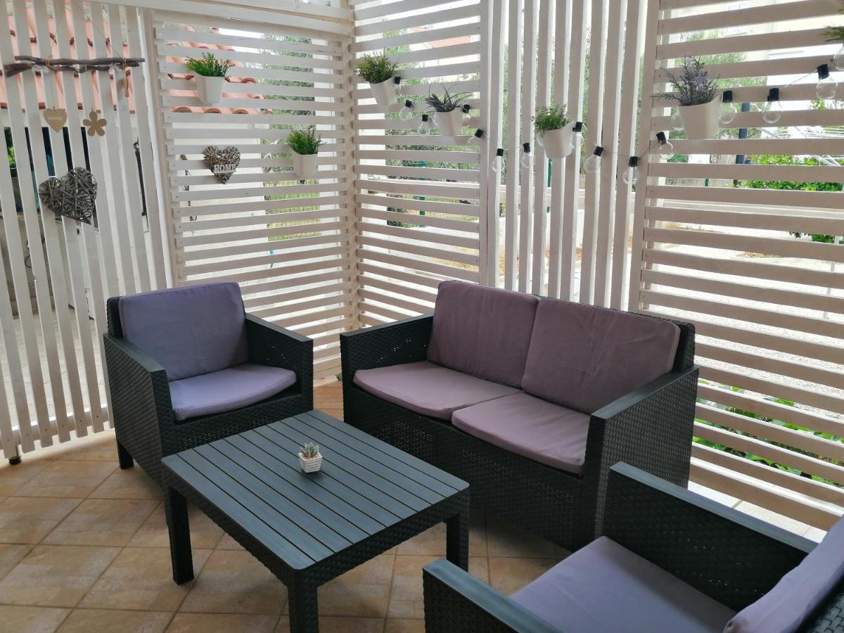 Apartman Mira 자보리치 외부 사진