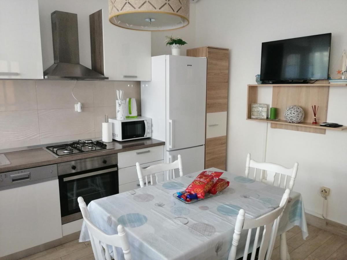 Apartman Mira 자보리치 외부 사진