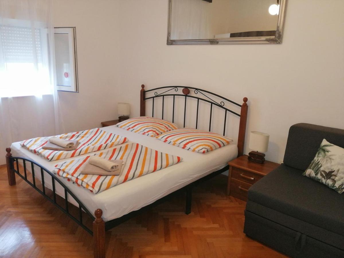 Apartman Mira 자보리치 외부 사진